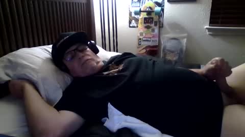 panos online show from 10-13-25, 04:12