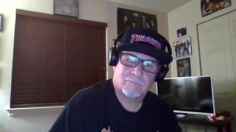 panos online show from 10-27-25, 05:44