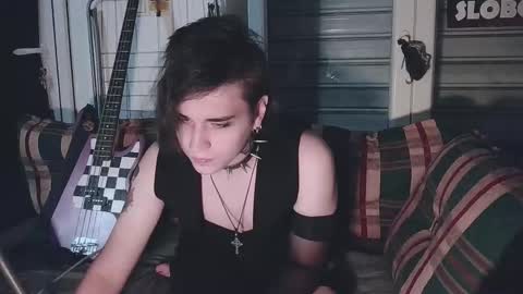 In bio online show from 09-26-25, 04:27