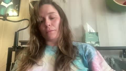 Snapshot of pantiesofthefae chatting on 02-14-26, 07:21 Pantiesofthefae online show from 02-14-26, 07:21