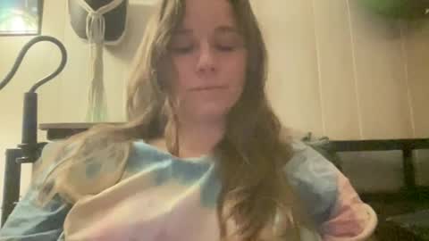 Snapshot of pantiesofthefae chatting on 02-18-26, 10:44 Pantiesofthefae online show from 02-18-26, 10:44