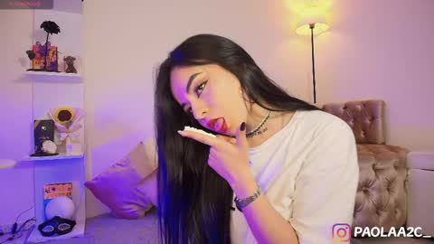 PAOLA IM INDEPENDENT MODEL online show from 01-13-26, 11:43