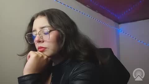 Snapshot of pao_ly chatting on 06-22-26, 11:51 Paola online show from 06-22-26, 11:51
