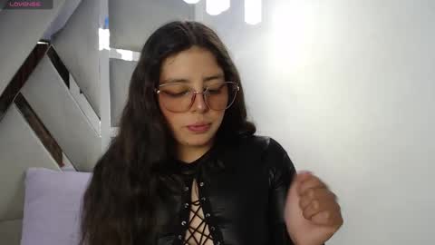 Snapshot of paola_lyon chatting on 12-23-24, 04:28 Paola Lyon online show from 12-23-24, 04:28