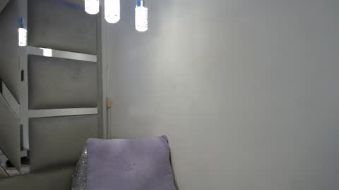 Snapshot of paola_lyon chatting on 01-21-25, 11:34 Paola Lyon online show from 01-21-25, 11:34