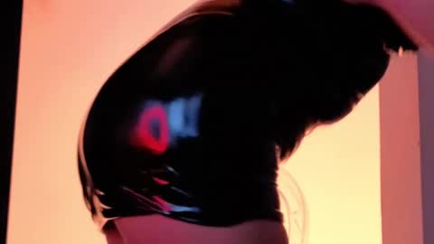 Snapshot of paola_lyon chatting on 09-11-25, 07:47 Paola Lyon online show from 09-11-25, 07:47