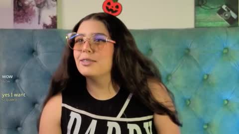 Snapshot of paola_lyon chatting on 10-20-25, 12:49 Paola Lyon online show from 10-20-25, 12:49