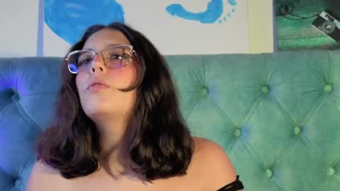 Paola Lyon online show from 04-29-26, 06:03