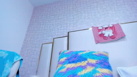 Paola  online show from 12-29-24, 04:08