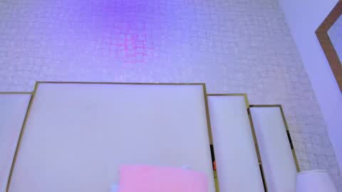 Paola  online show from 05-12-26, 12:35