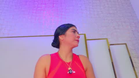 Paola  online show from 06-16-26, 11:35