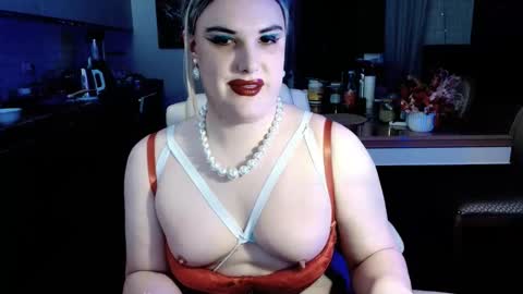 Sarina Williams online show from 04-04-26, 01:41