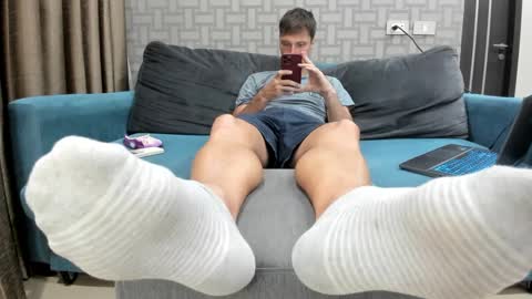 Snapshot of paolo_football chatting on 12-14-24, 12:12 Paolo 187 84 Tak 149 37 also i stream solo online show from 12-14-24, 12:12