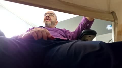 Snapshot of papi1979 chatting on 12-20-24, 03:31 Papi online show from 12-20-24, 03:31
