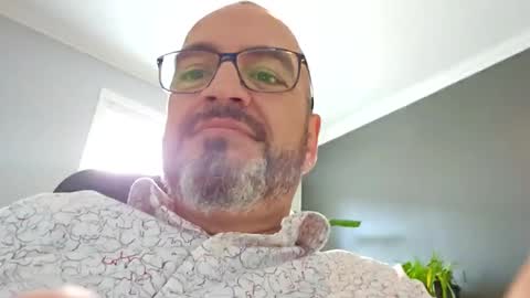 Snapshot of papi1979 chatting on 01-09-25, 04:06 Papi online show from 01-09-25, 04:06
