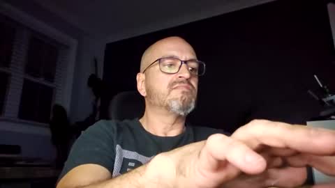 Snapshot of papi1979 chatting on 01-10-25, 10:36 Papi online show from 01-10-25, 10:36