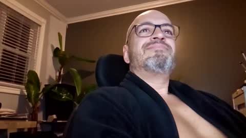 Snapshot of papi1979 chatting on 01-12-25, 04:00 Papi online show from 01-12-25, 04:00