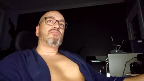 Snapshot of papi1979 chatting on 01-14-25, 03:01 Papi online show from 01-14-25, 03:01