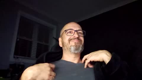 Snapshot of papi1979 chatting on 01-21-25, 02:22 Papi online show from 01-21-25, 02:22
