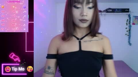 Snapshot of papi_mami_live_ chatting on 11-10-25, 01:04 papi_mami_live_ online show from 11-10-25, 01:04