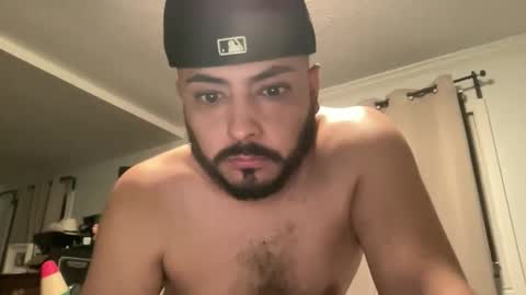 Snapshot of papichulo673488 chatting on 04-01-26, 02:56 papichulo673488 online show from 04-01-26, 02:56