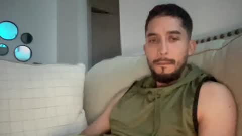 papicubano_guapo23cm online show from 06-23-26, 10:35