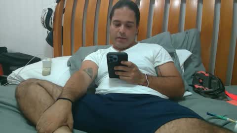 Snapshot of papiipr185 chatting on 05-04-26, 06:04 PapiiPR185 online show from 05-04-26, 06:04