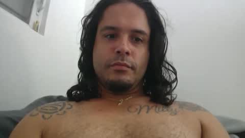 Snapshot of papiipr185 chatting on 06-10-26, 02:56 PapiiPR185 online show from 06-10-26, 02:56