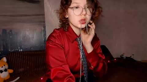 papriefert online show from 02-08-26, 04:10