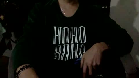 Snapshot of papy_dani33 chatting on 09-15-25, 07:08 papy_dani33 online show from 09-15-25, 07:08