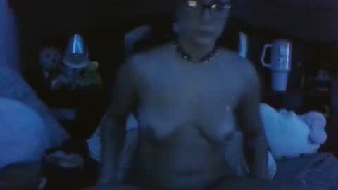 come chat w me 3 goth e-girl here to cuddle 333 online show from 07-14-26, 01:08