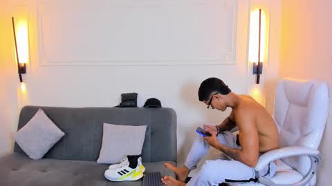 Ryan And Casper online show from 01-08-26, 07:16