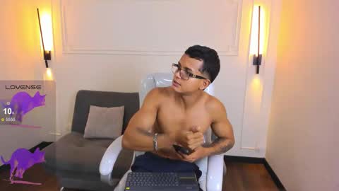 Ryan And Casper online show from 03-17-26, 06:33