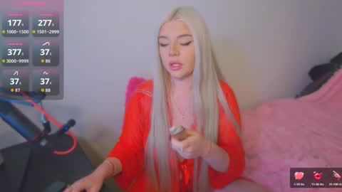 Snapshot of paradise_for_you_ chatting on 10-19-25, 03:18 Victoria online show from 10-19-25, 03:18