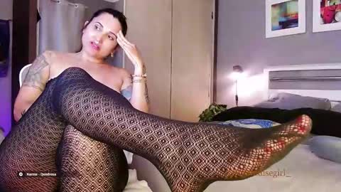 Snapshot of paradisegirl_ chatting on 02-20-26, 11:49 My alter ego Betinna Flowers - a tattooed Miss - Are you missing me come in here - online show from 02-20-26, 11:49