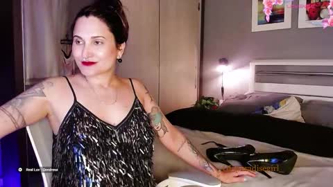 Snapshot of paradisegirl_ chatting on 02-22-26, 09:35 My alter ego Betinna Flowers - a tattooed Miss - Are you missing me come in here - online show from 02-22-26, 09:35