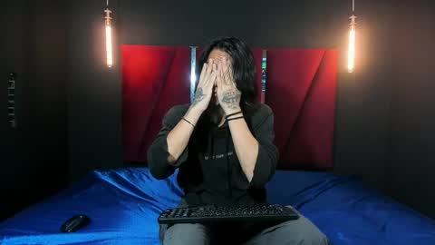 Snapshot of paranoidtemptaion_ chatting on 02-10-25, 12:18 paranoidtemptaion_ online show from 02-10-25, 12:18