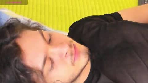 Snapshot of paranoidtemptaion_ chatting on 10-01-25, 11:05 paranoidtemptaion_ online show from 10-01-25, 11:05