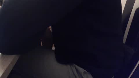 Snapshot of paranoiid chatting on 10-24-25, 07:38 Sascha online show from 10-24-25, 07:38