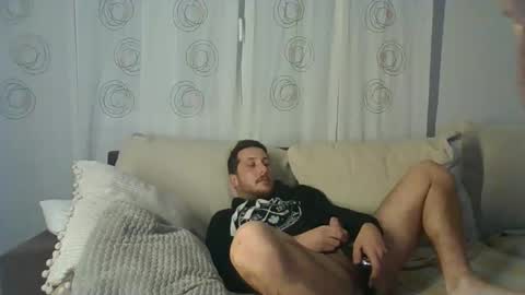 Snapshot of parejitahot30 chatting on 12-21-25, 10:17 parejitahot30 online show from 12-21-25, 10:17