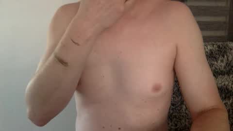 Snapshot of parici_nono1 chatting on 05-25-26, 12:44 parici_nono1 online show from 05-25-26, 12:44