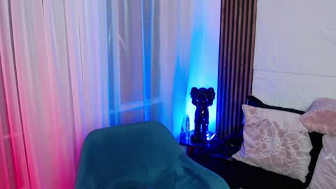 Lizz  online Monday to Saturday from 9pm to 5am Colombia time online show from 12-03-24, 03:41