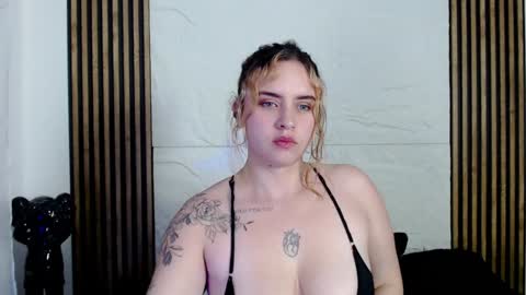 Lizz  online Monday to Saturday from 9pm to 5am Colombia time online show from 01-08-25, 05:27