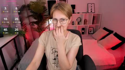 Paris online show from 02-28-26, 01:12