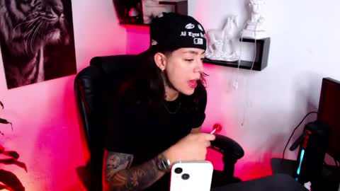 Paris D angelo online show from 05-10-26, 10:59