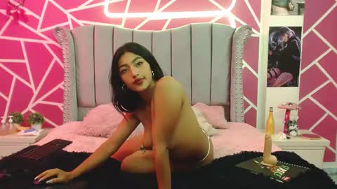 Snapshot of paris_hot12 chatting on 01-20-25, 05:27 paris online show from 01-20-25, 05:27