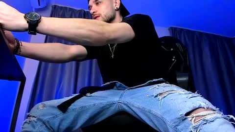 Paris online show from 02-03-25, 06:24