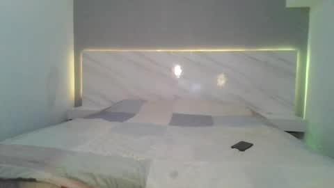 paris_vixen13 online show from 11-06-25, 03:46