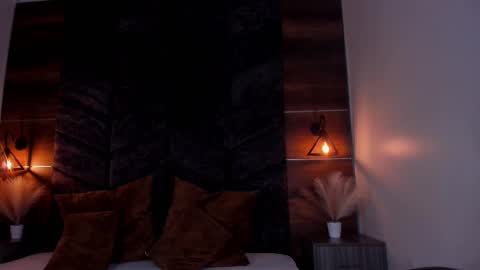PARIS online show from 03-04-25, 01:55