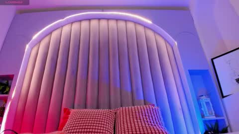 PARIS online show from 03-10-26, 08:14